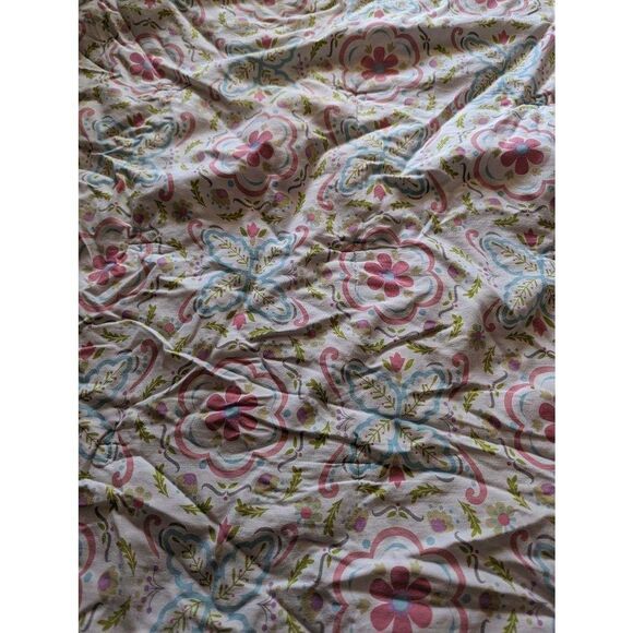 The peanutshell PATCHWORK COTTON QUILT IN CORAL & blue - Picture 4 of 5